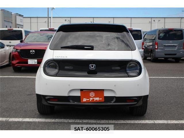 Honda e 2021-07 8245419-9