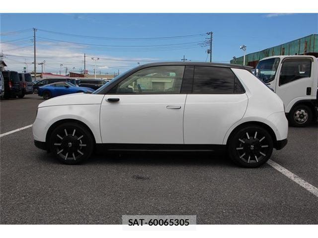 Honda e 2021-07 8245419-8