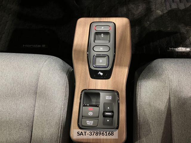 Honda e 2023-08 8314762-10