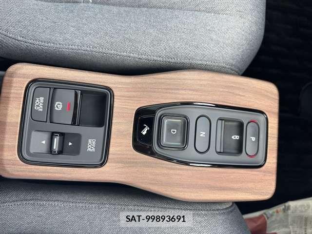 Honda e 2022-05 8412822-18