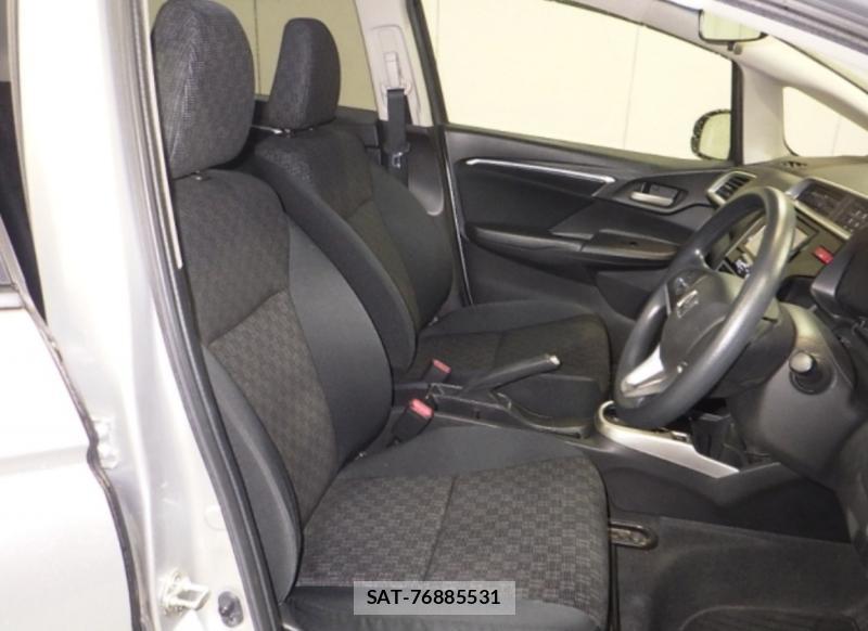 Honda FIT 2016-04 2546297-5