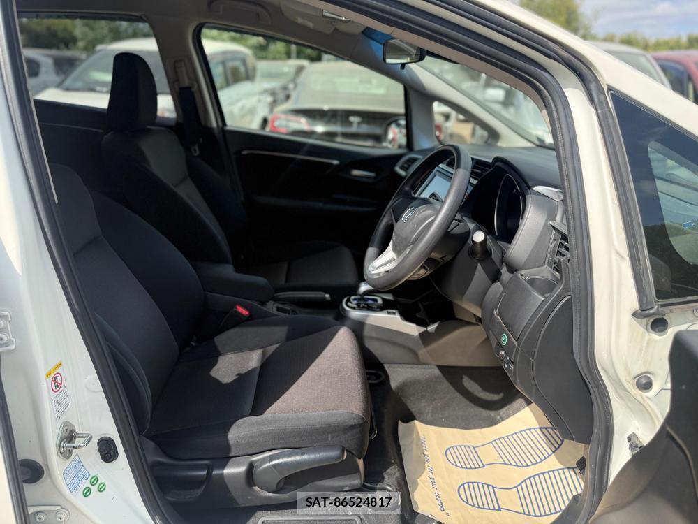 Honda FIT HYBRID 2013-10 452923-11