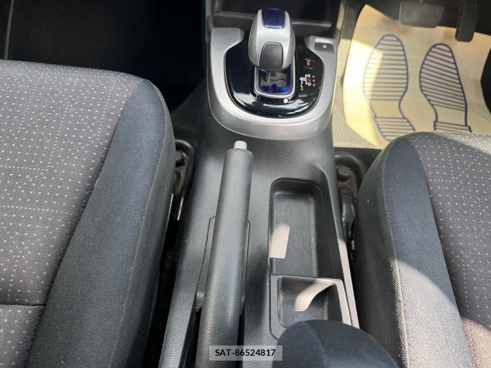 Honda FIT HYBRID 2013-10 452923-22