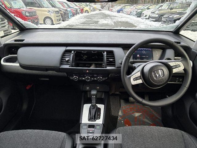 Honda FIT 2025-09 5869210-3