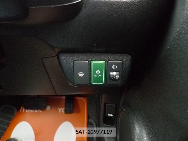 Honda FIT 2013-07 6244477-21
