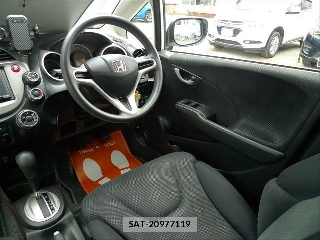Honda FIT 2013-07 6244477-27