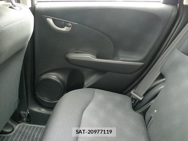Honda FIT 2013-07 6244477-29