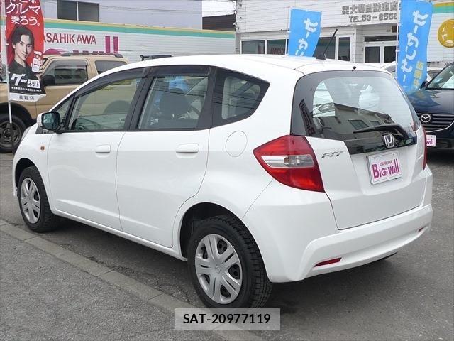 Honda FIT 2013-07 6244477-3