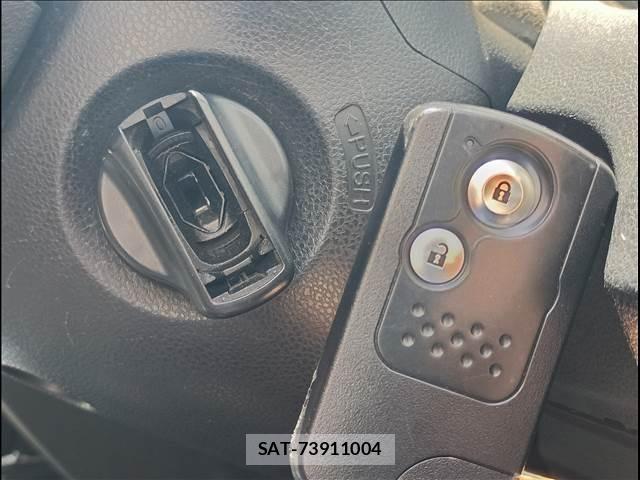 Honda FIT 2013-06 6676285-22