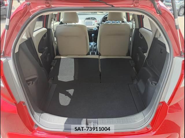 Honda FIT 2013-06 6676285-26