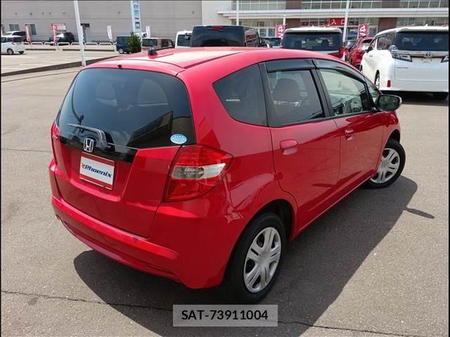 Honda FIT 2013-06 6676285-2
