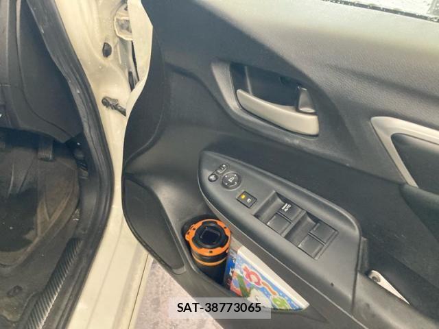 Honda FIT 2013-10 7219555-22