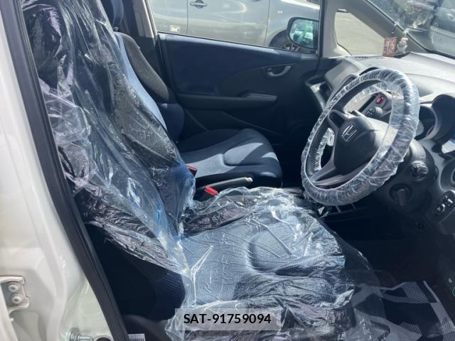 Honda FIT 2011-08 7219553-11