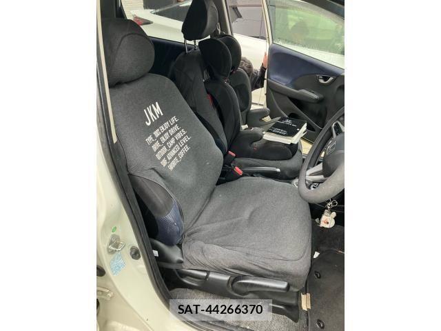 Honda FIT 2011-06 7251038-15