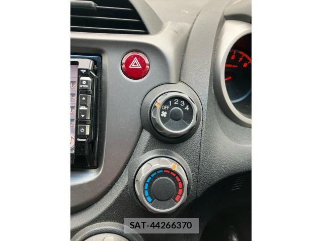 Honda FIT 2011-06 7251038-23