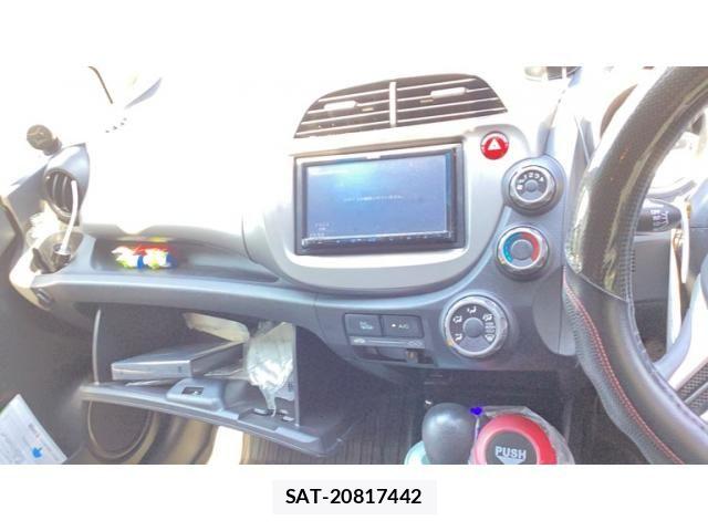 Honda FIT 2012-01 7327485-9