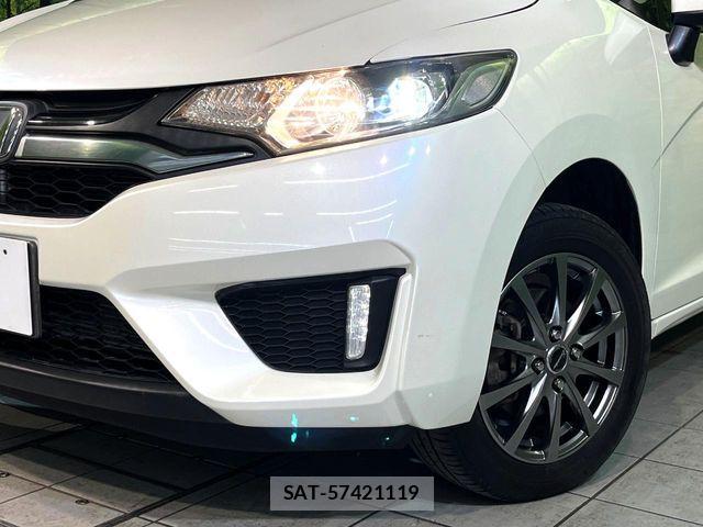 Honda FIT 2013-10 7358092-11