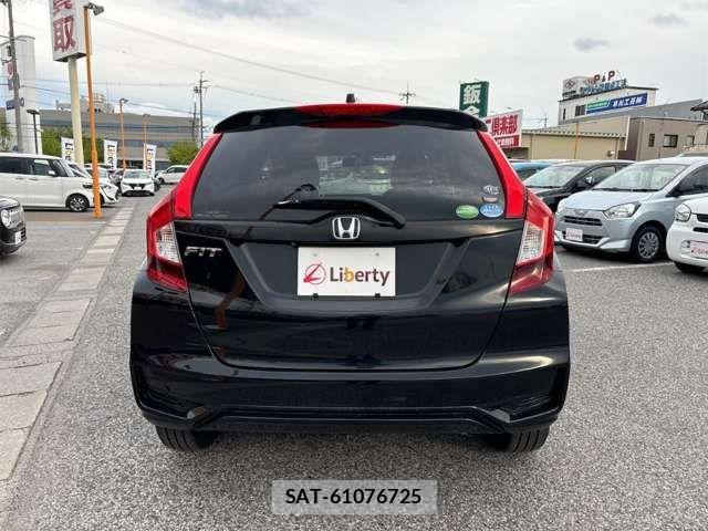 Honda FIT 2017-09 7454775-8