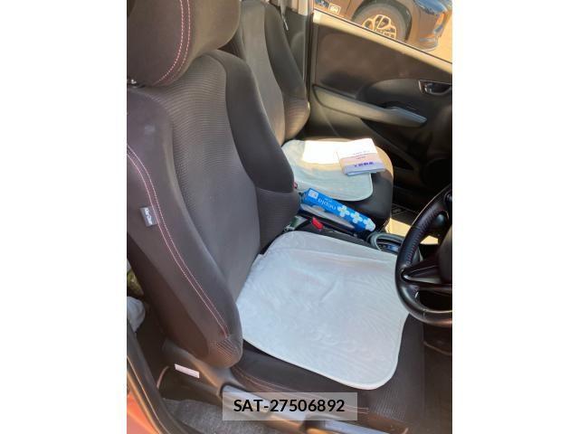 Honda FIT 2013-06 7454781-9
