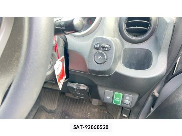 Honda FIT 2013-04 7508843-10