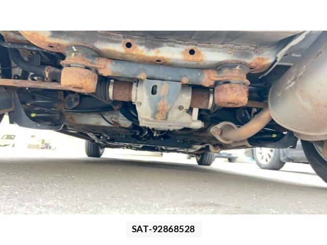 Honda FIT 2013-04 7508843-19
