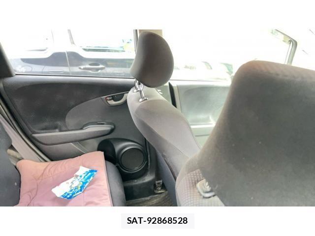 Honda FIT 2013-04 7508843-20