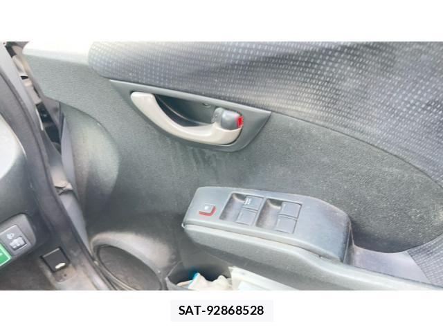 Honda FIT 2013-04 7508843-8