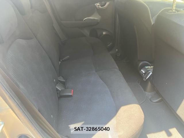 Honda FIT 2012-10 7562229-17