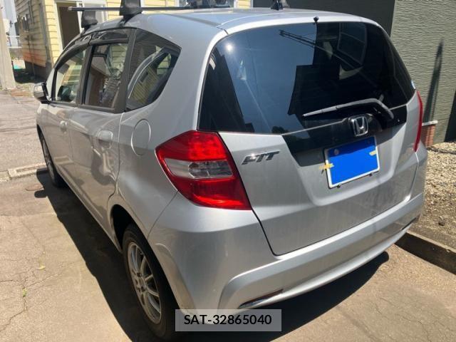 Honda FIT 2012-10 7562229-1