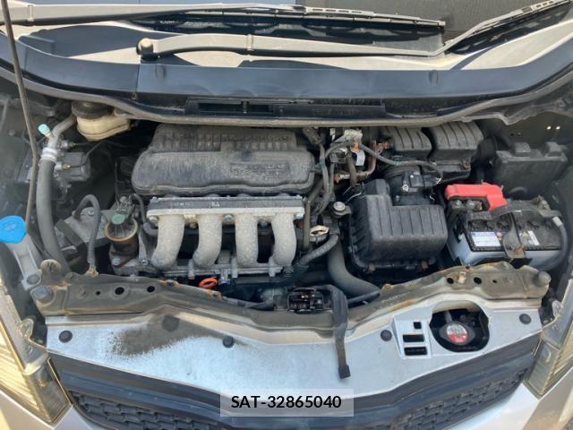 Honda FIT 2012-10 7562229-23