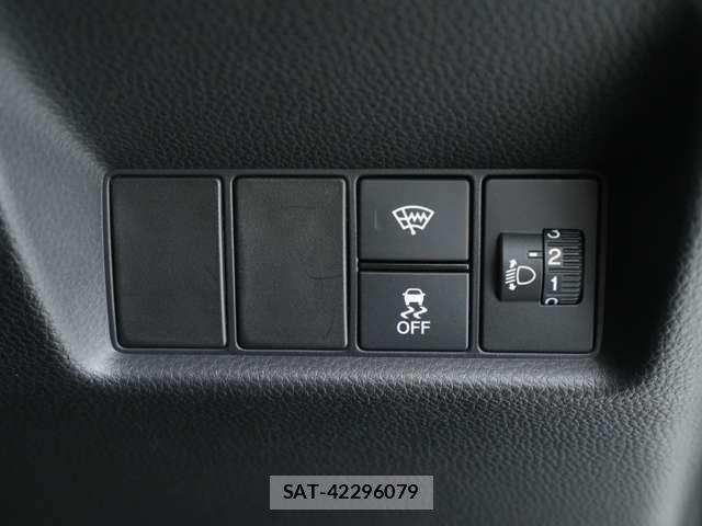 Honda FIT 2024-06 7617011-13