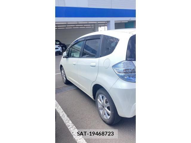 Honda FIT 2011-09 7876852-3