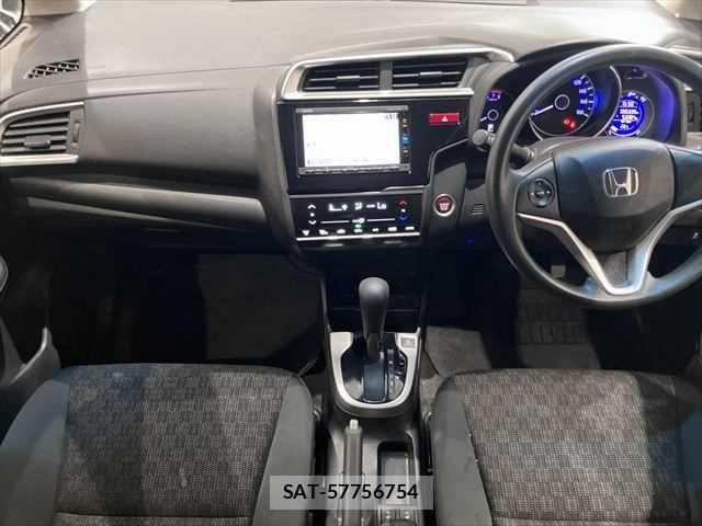 Honda FIT 2016-06 7876845-2