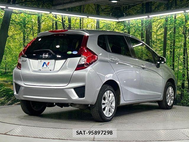 Honda FIT 2016-10 7902715-16