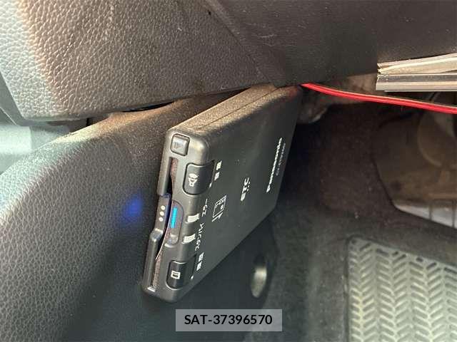 Honda FIT 2017-07 7962026-9