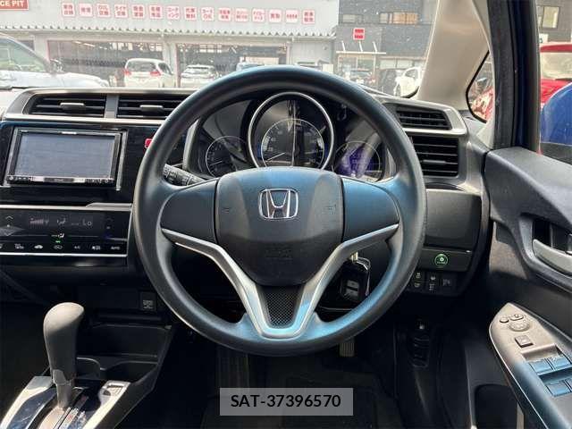 Honda FIT 2017-07 7962026-14