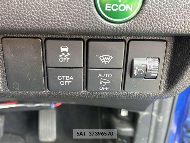 Honda FIT 2017-07 7962026-8