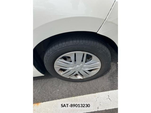 Honda FIT 2018-04 8035968-6