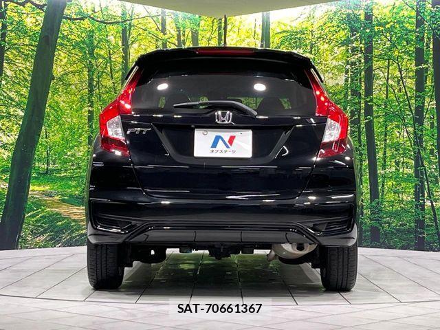 Honda FIT 2019-01 8074011-14