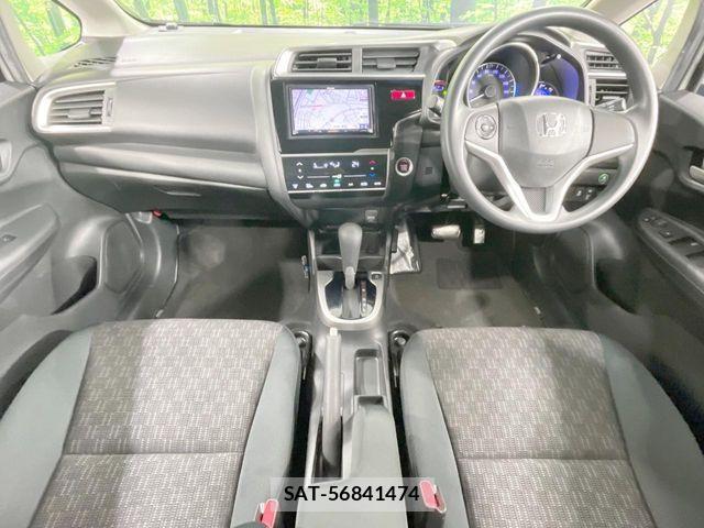 Honda FIT 2017-06 8074012-1