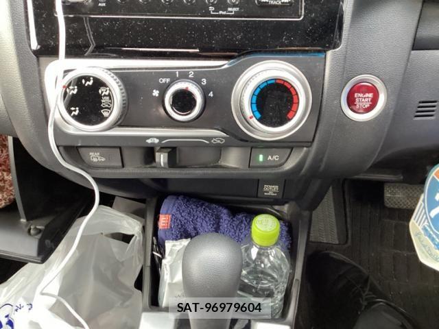Honda FIT 2013-11 8099606-16