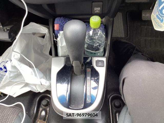 Honda FIT 2013-11 8099606-18