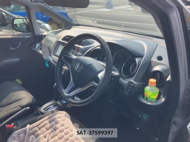 Honda FIT 2012-04 8158569-18