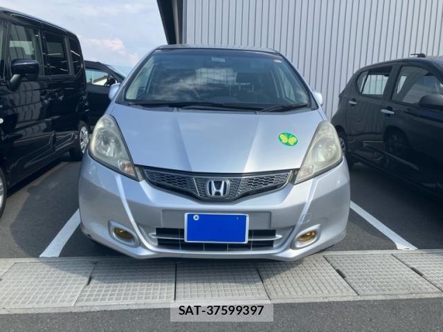 Honda FIT 2012-04 8158569-1
