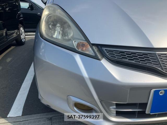 Honda FIT 2012-04 8158569-3