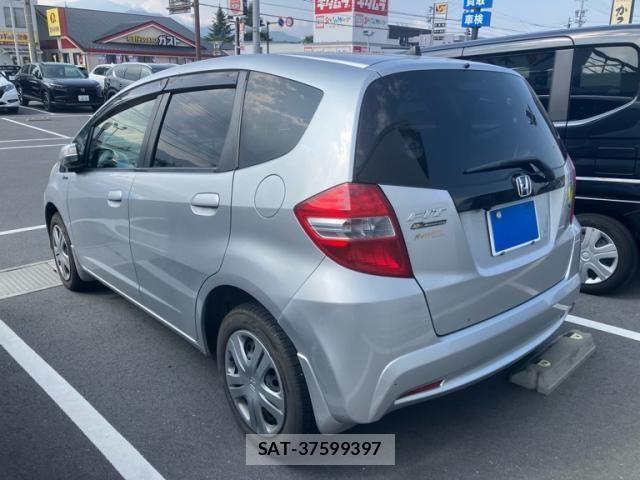 Honda FIT 2012-04 8158569-6