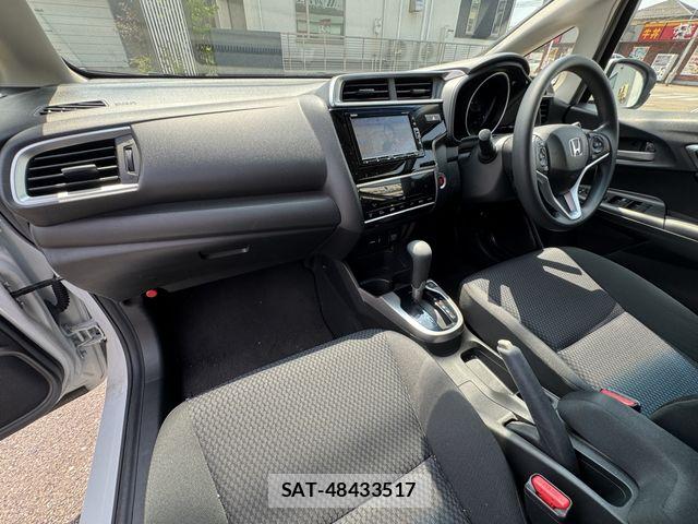 Honda FIT 2019-08 8207854-13