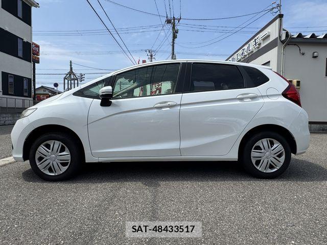 Honda FIT 2019-08 8207854-21