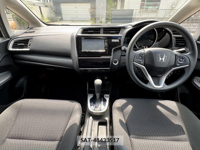 Honda FIT 2019-08 8207854-4