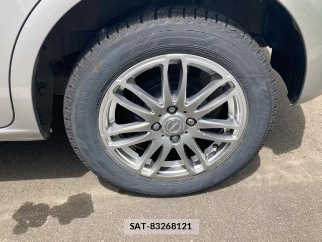 Honda FIT 2013-03 8230332-9